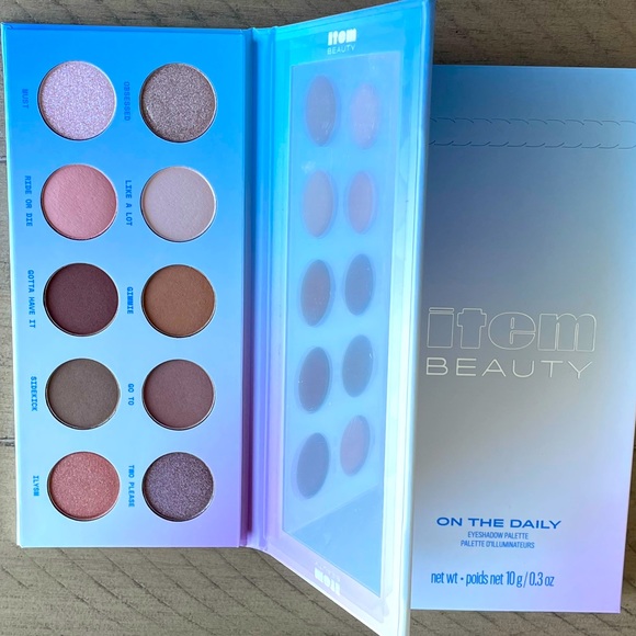 ITEM Beauty by Addison Rae. On the Daily Eyeshadow Palette. NIB. - Picture 1 of 5